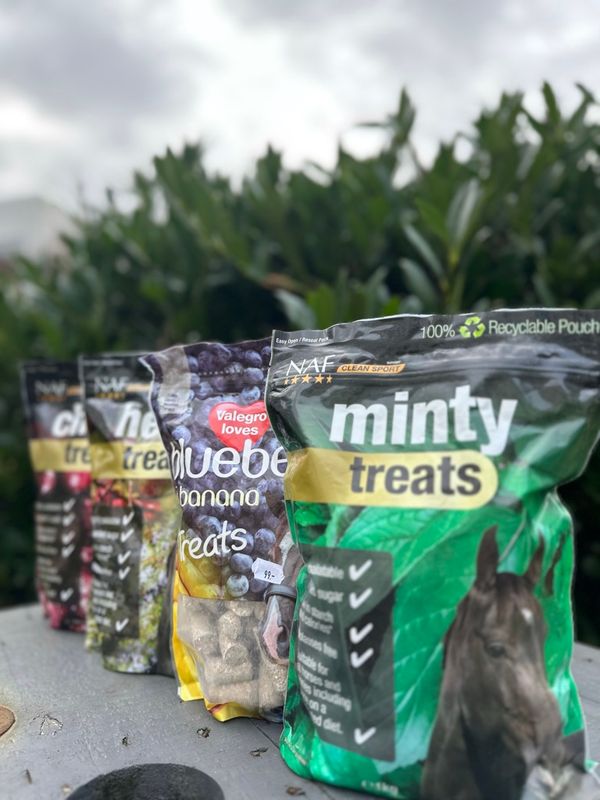 NAF Cherry Treats 1kg