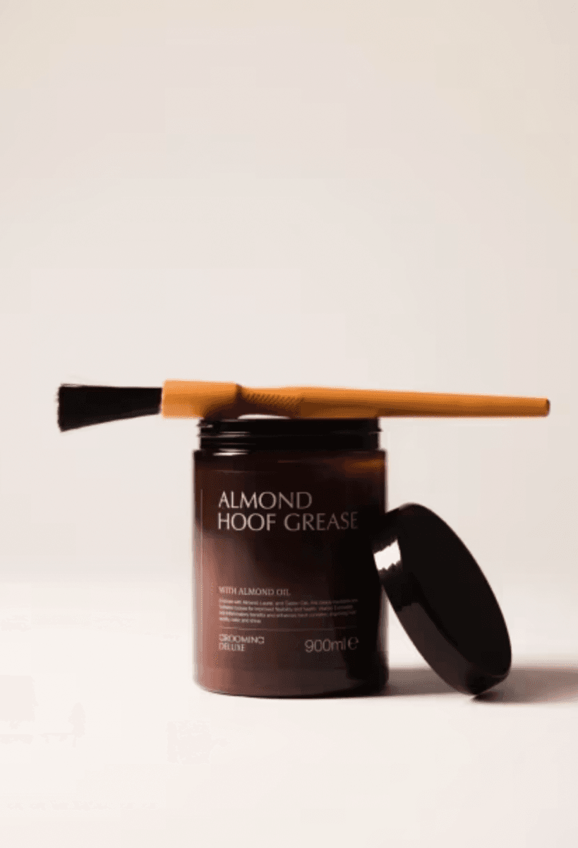 Grooming Deluxe Almond Hoof Grease -900ml-